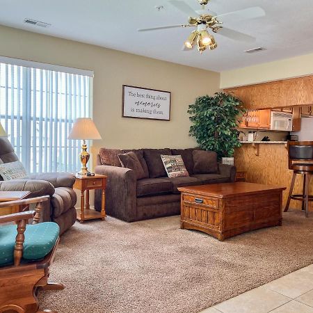 Lake Front 2Br Walk-In With Large Deck - Free Tickets Included - 79-1 Branson Bagian luar foto